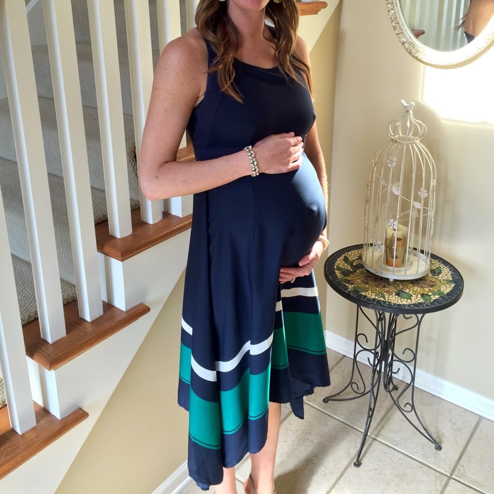 A Pea In The Pod Maternity Dress